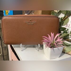 Kate Spade Brown Leather Wallet
